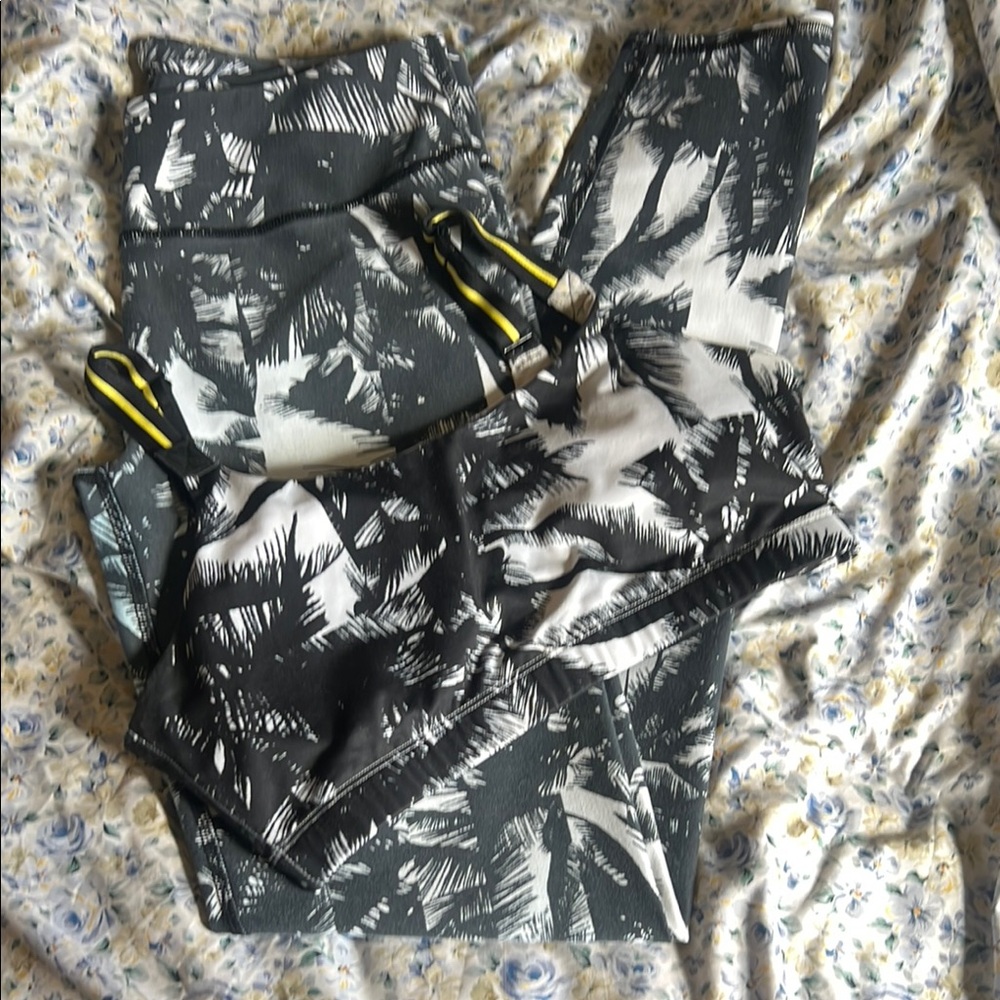 Fabletics Black and White Palm Print Activewear Set